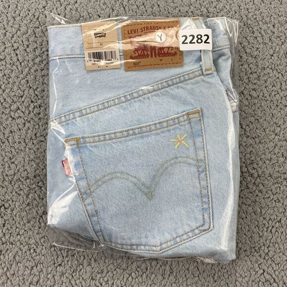 Levi's 501 Original Fit Hi-Rise Embroidered Blossom Garden Women Short  Size: 30 - Picture 15 of 15
